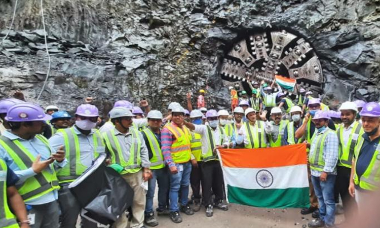 First Pune metro rail tunnel reaches Budhwar Peth
