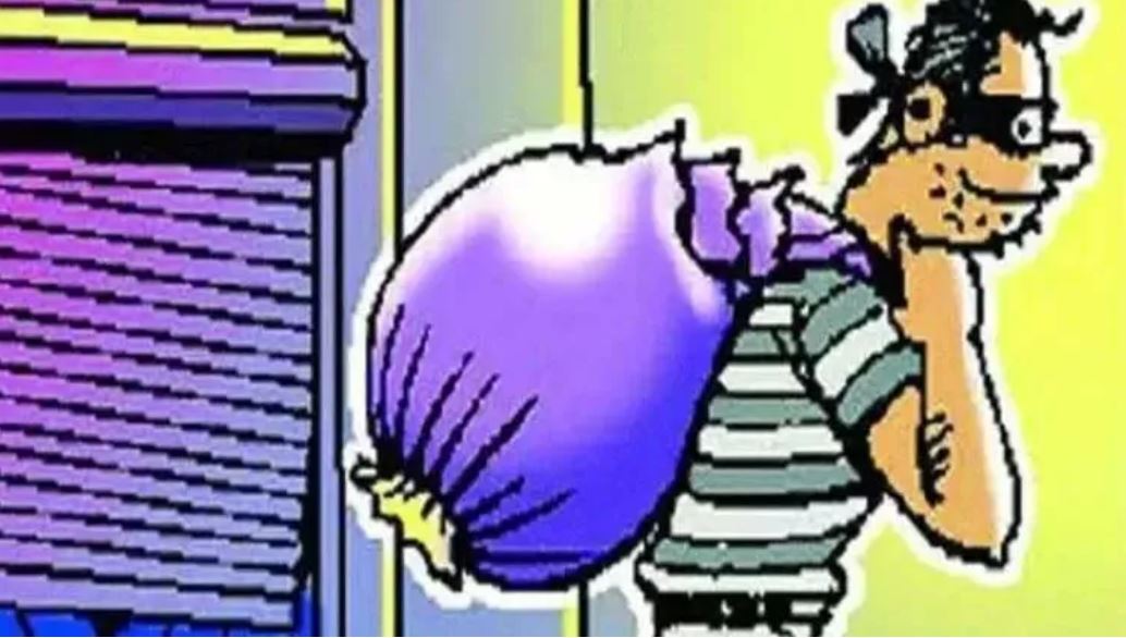 pune-valuables-worth-rs-15-lakh-stolen-in-thefts-in-wakad-chakan-alandi-and-bhosari
