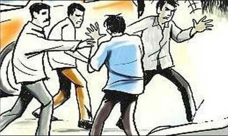 Pune Crime | Talathi beaten up, Tehsildar Trupti Kolte Patil’s car driver abused