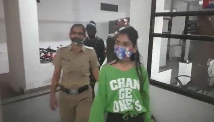 Pune Crime | Self-proclaimed ‘Thergaon Queen’ arrested for using lewd words in social media posts, one more held