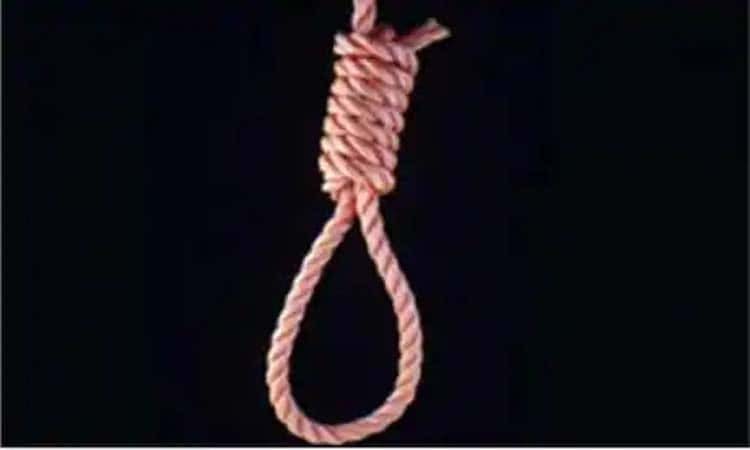 Pune | Std. X student hangs himself in Karvenagar