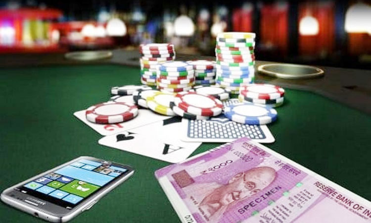 Pune Crime | Pune Police Crime branch raids six online gambling dens in Shivaji Nagar, goods worth Rs 4.55 lakh seized