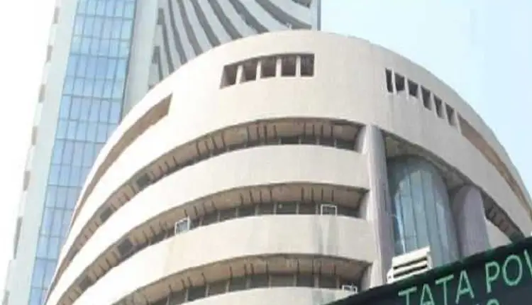 Share Market | Sensex breaches 61K level ends at 61,045.74 pts