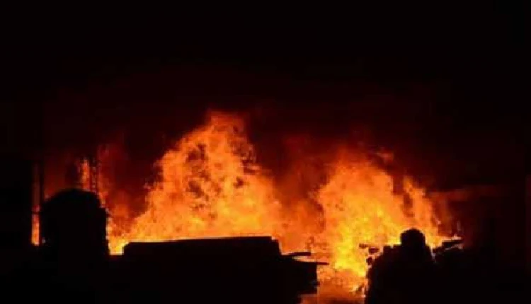 Dhaka Fire News | Fire engulfs building in Bangladesh capital, 1 dead, several injured