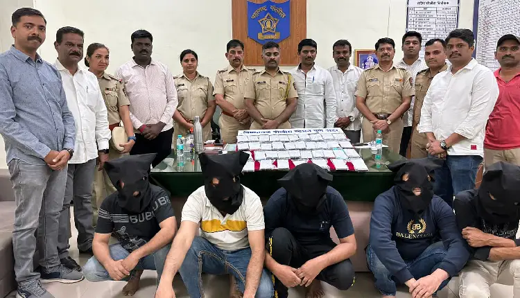 Pune Crime News | Police arrest inter-state gang of mobile stealing criminals; Police seize mobiles worth ₹30 lakh from accused