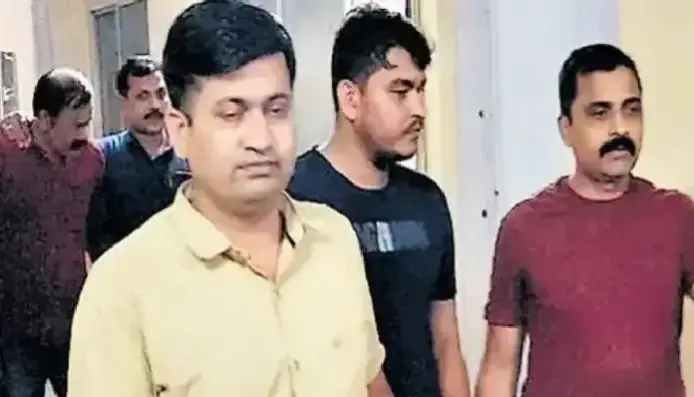 ACB Arrest Ranjeet Mahadev Patil | ACB arrests Assistant Registrar Ranjeet Patil while accepting bribe of ₹20 lakh for not taking action under Moneylenders’ Act