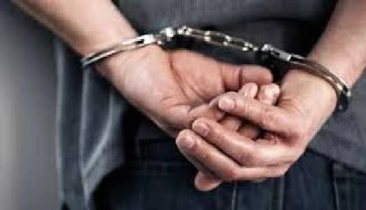 Tripura News | 4 arrested with arms in Tripura