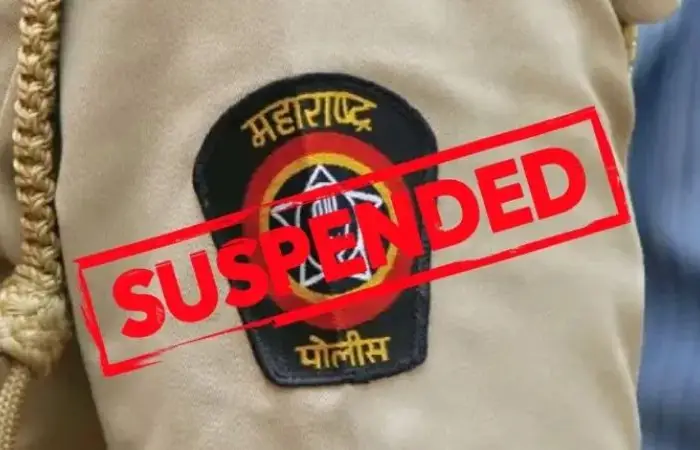 Pune Traffic Police News | DCP (Traffic) Vijaykumar Magar suspends two policemen for taking bribes from drivers