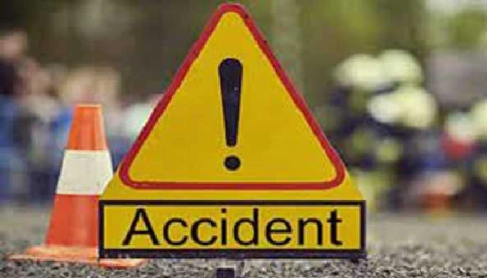 Accident News | Maha: 5 killed in road accident