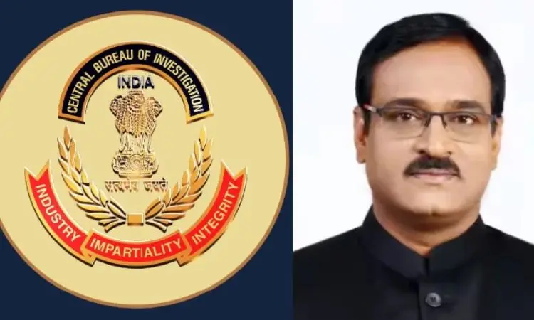 CBI Raid On IAS Dr. Anil Ramod In Pune | IAS officer of Revenue Department lands in CBI net; Team of 20 CBI officers arrive at Baner bungalow of Dr Anil Ramod