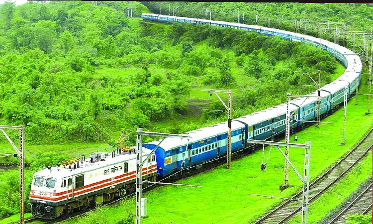 Central Railway | Central Railway to run 26 Weekly Superfast Specials between Pune and Jhansi