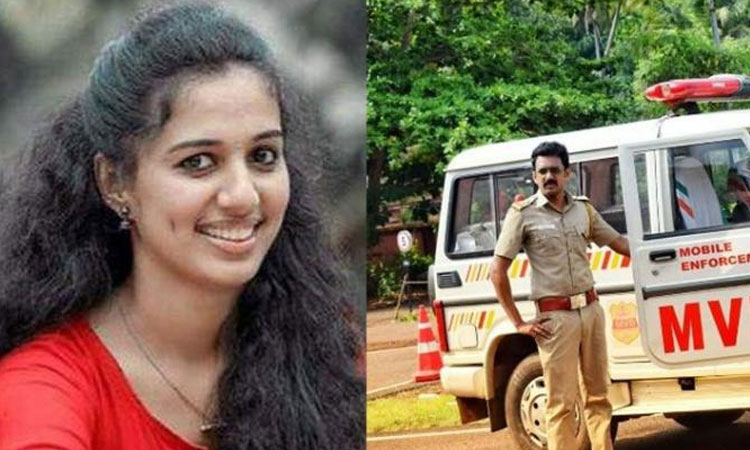 Kerala Crime News | newlyweds harassed rs 10 lakh vehicle rto officer arrested kearala crime news