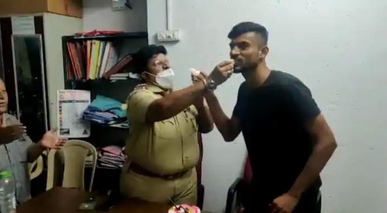 Mumbai Police | Police celebrated birthday of vicious criminal