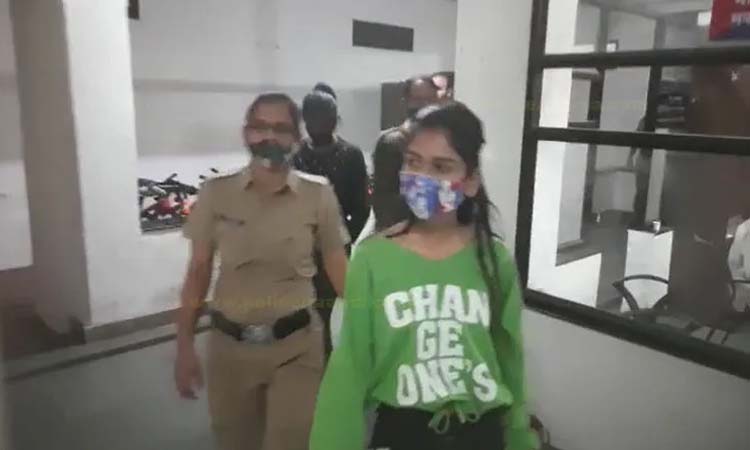 pune-crime-wakad-police-arrest-thergaon-queenn-pimpri-chinchwad-news News in Hindi