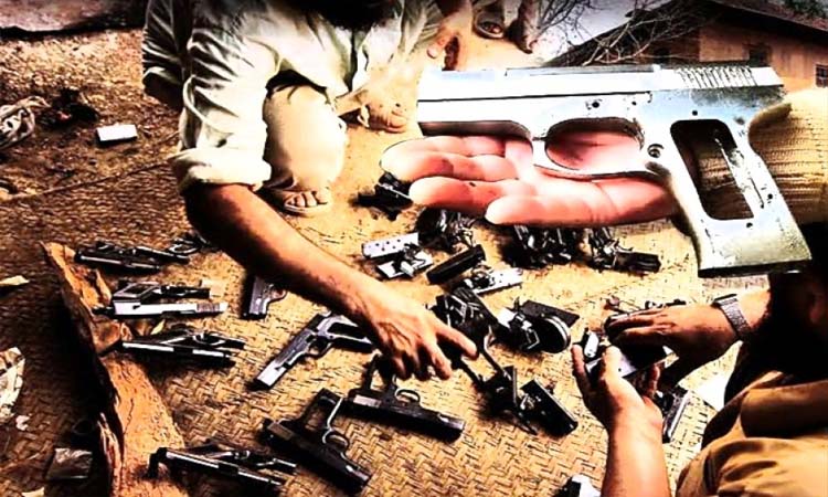 Pune News | 14 weapons brought for sale from Madhya Pradesh seized News in Hindi