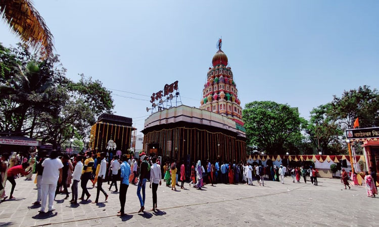 shivratri-festival-was-celebrated-with-great-pomp-at-Wagheshwar Temple-of-wagholi-in-pune-news-in-hindi