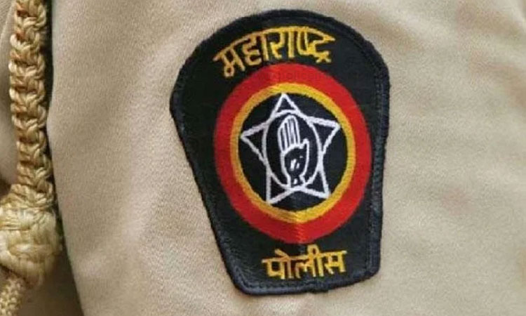 Lady Police Committed Suicide | lady police committed suicide by hanging herself in srinagar police station in thane