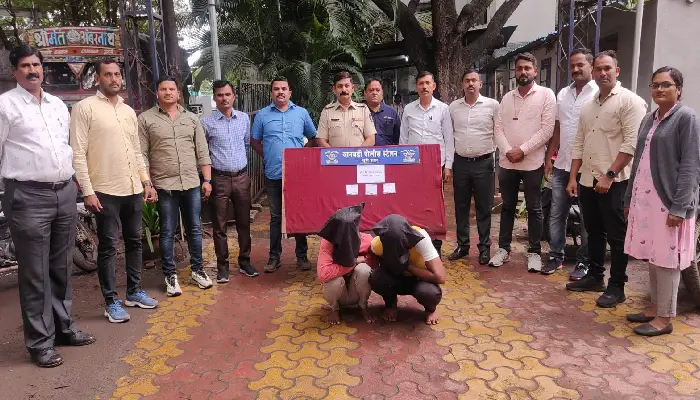 Pune Crime News | Wanwadi police arrested two people who stole gold chain, seized valuables worth two lakhs
