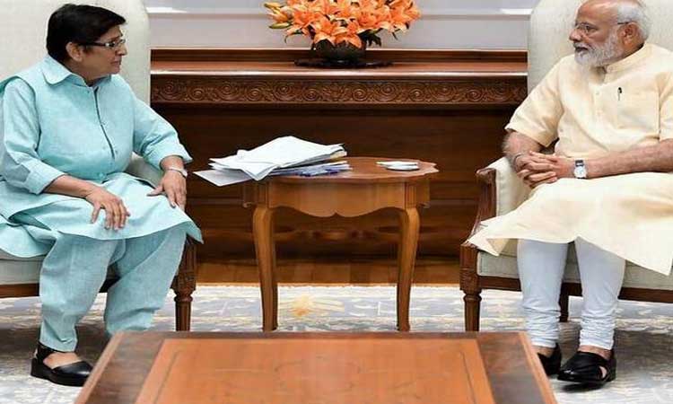 PM-Modi-and-Kiran-Bedi