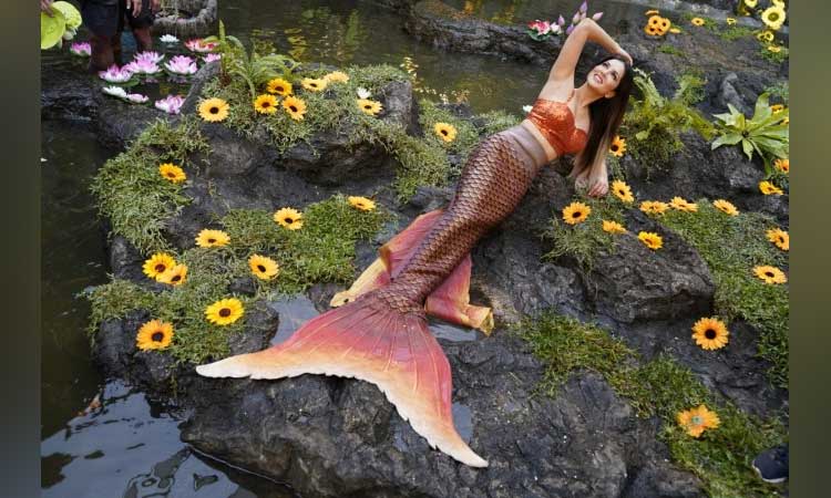 Sunny-Leone-Mermaid