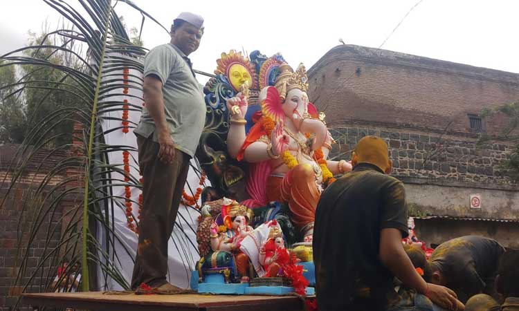 Ganesh-Visarjan