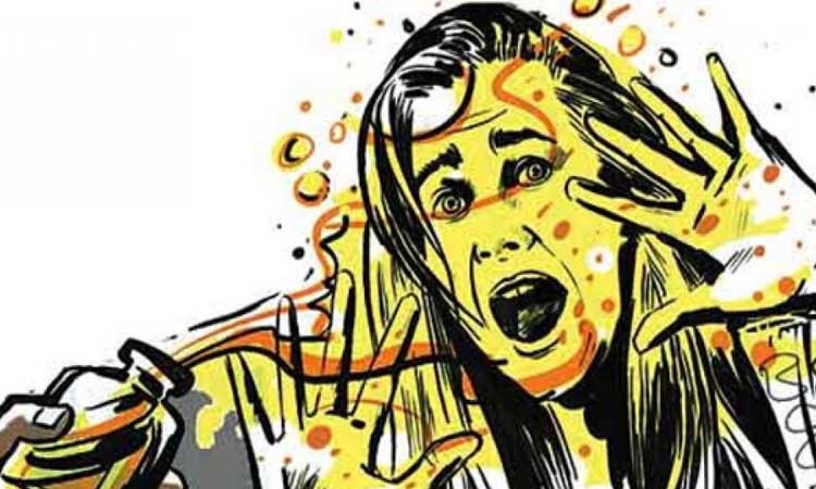 Pune Crime News | Acid thrown on wife due to family dispute, incident in Hadapsar