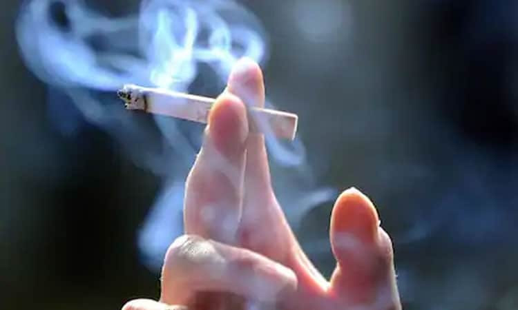 minor boy beated for two thousand rupees given cigarette in jabalpur