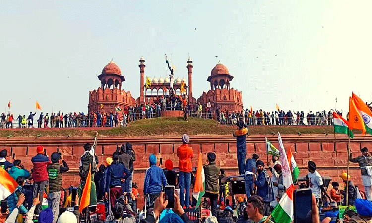 police arrested two people which are involved in red fort violence