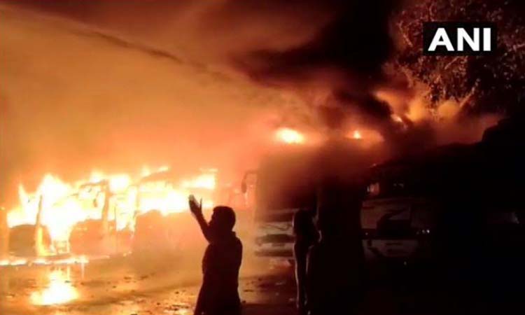Madhya Pradesh: Seven buses were gutted in fire at a bus stand in Damoh