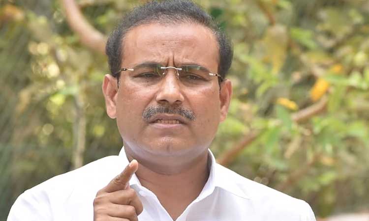 maharashtra health minister rajesh tope on lockdown mumbai local