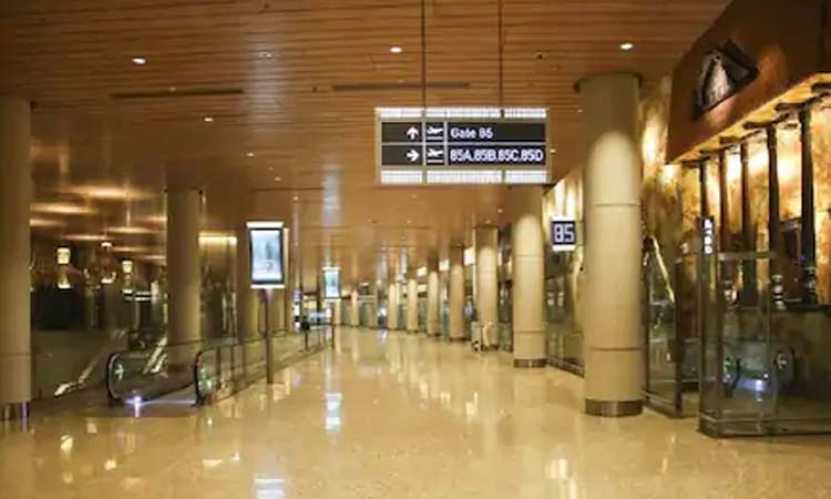 asset monetization government looks to exit delhi mumbai bengaluru and hyderabad airports