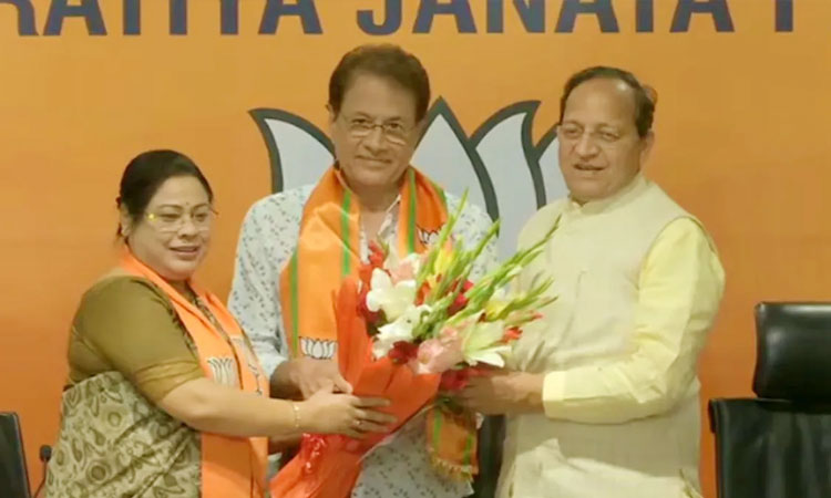 actor arun govil best known for playing lord ram in ramayan joins bjp in delhi
