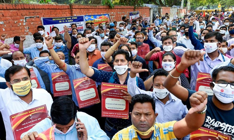 bank strike unions say employees big agitation like farmers if government does not agree