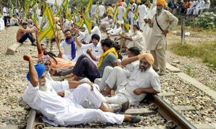 farmers protest amritsar train services resume after farm union yesterday suspended 169 day long dharna on tracks ahead of the wheat harvest season