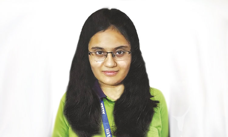 jee main result kavya chapra created history 300 out of 300 first student to score perfect in jee main