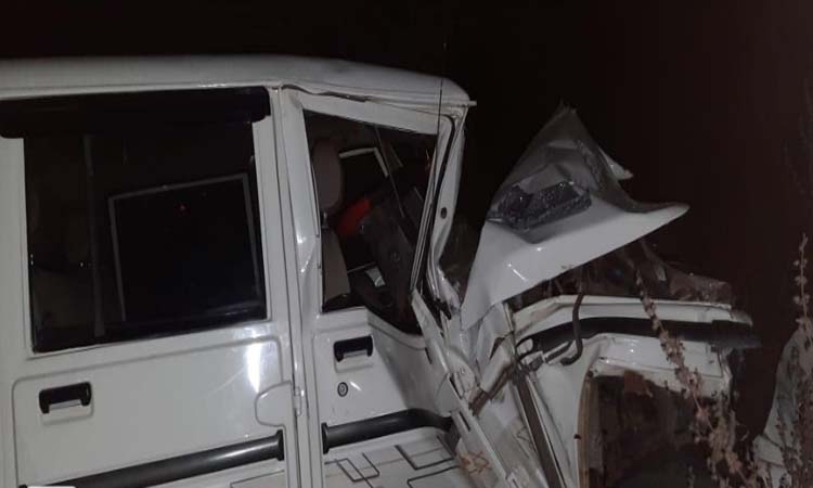 Latur News : different accident near hadolti;9 injured