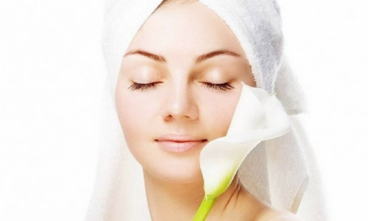 winter skin care try easy tip for glowing face