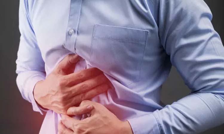 stomach cancer causes symptoms and treatment