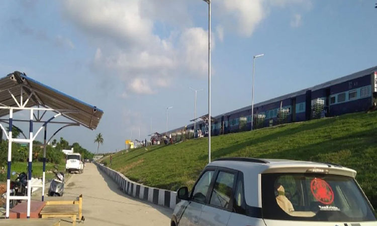 indian railways train trial saharsa darbhanga route via kosi bridge bihar railway latest news