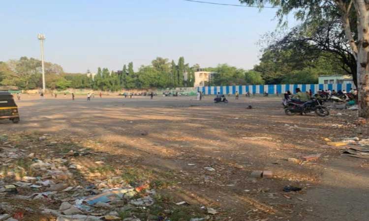 Pune: Storm crowds to play cricket at the shooting ground in Pune's strict lockdown, fuss of social distance