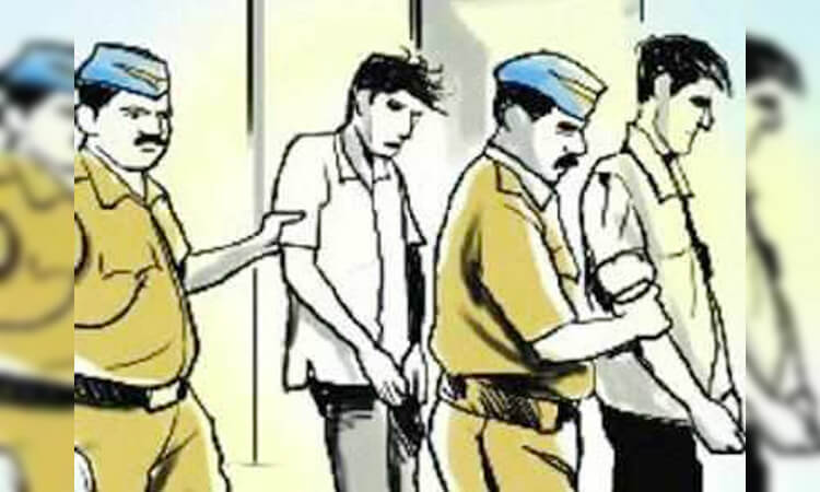 Pune Attempt to create terror in Yerawada with a machete and sword, three arrested