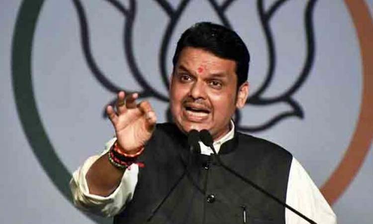 devendra Fadnavis's big statement about overthrowing the government; Said - 'Leave it to me to change the government'