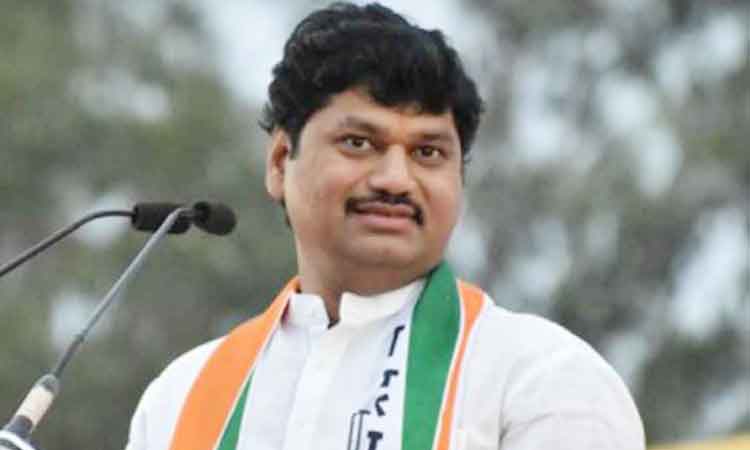ncp leader dhananjay munde slams opposition pandharpur byelections