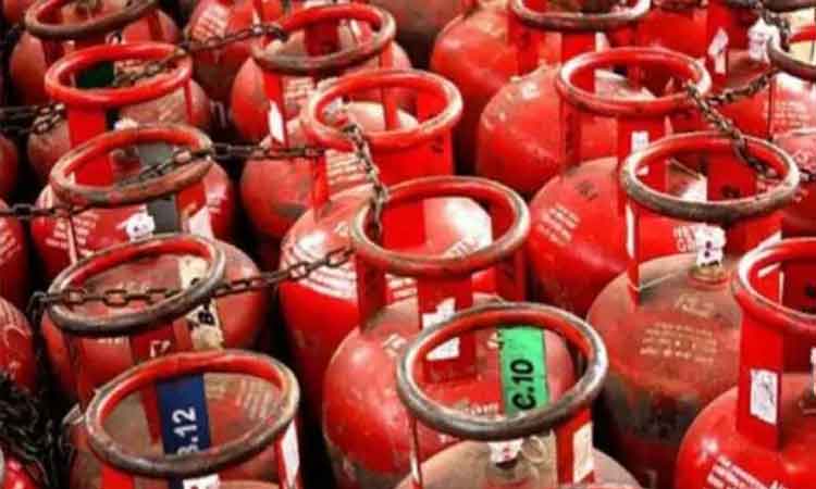 lpg gas cylinder you can get 50 lak rupees claim on insurance know about it