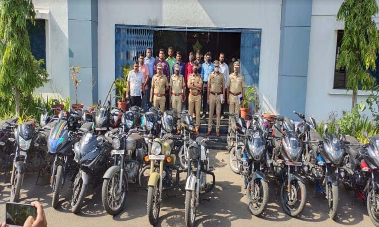 Pimpri: 35 expensive two-wheelers stolen, 'fun' caught; I did it while training hotel management. '