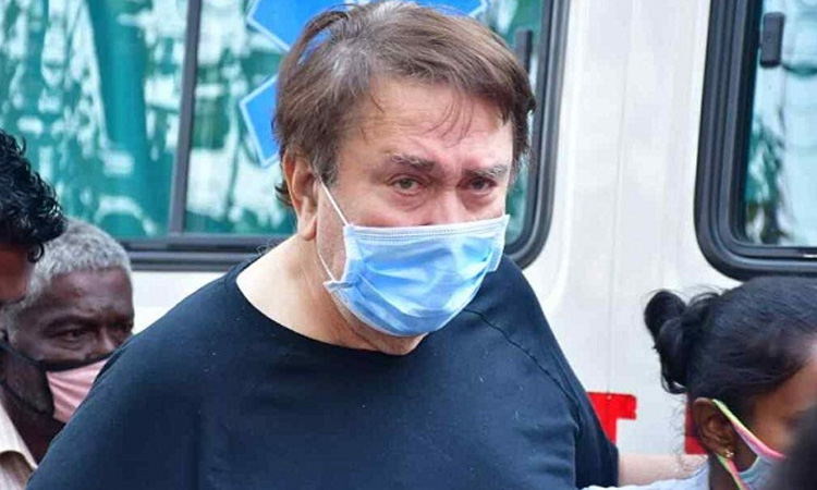 randhir kapoor shifted icu some tests related covid 19