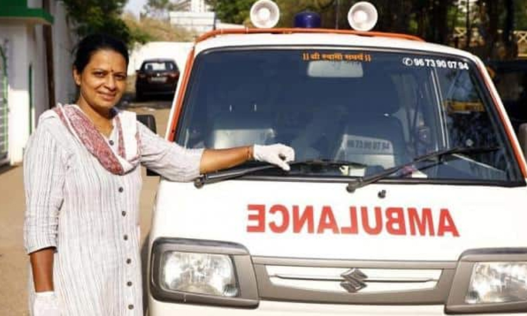 woman mans ambulance wheels to ferry covid victims for burial in pune even at nights