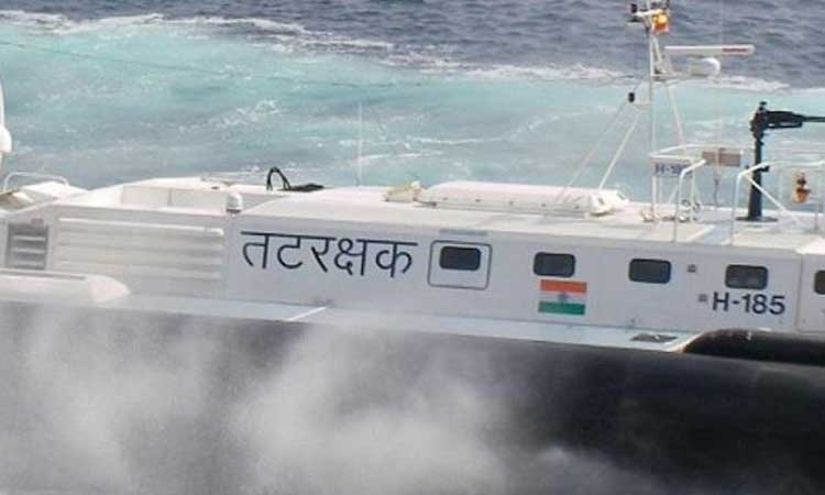 indian coast guard chetak helicopters rescue operation in tauktae cyclone, save 138 peoples