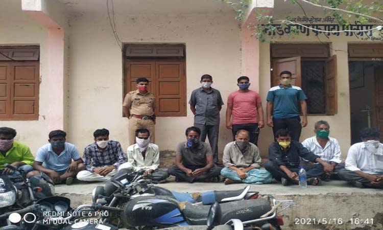 Shirur police take action against 9 gamblers during lockdown; 1 lakh 44 thousand confiscated