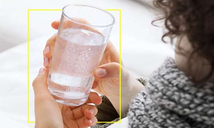 drinking warm water would not kill coronavirus